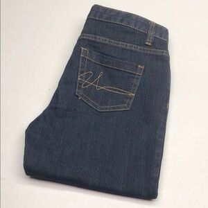 LIKE NEW ISIS DARKWASH MID-RISE CAPRI JEANS 4/27x22 ⭐️